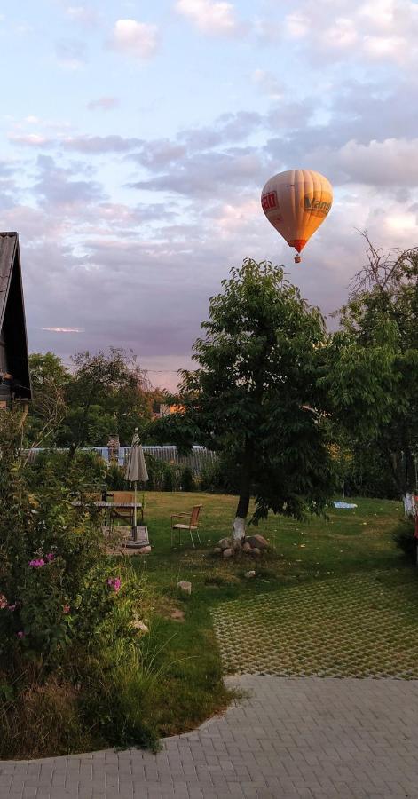 Hillside View House With Garden, Private Parking, Quiet Location - 12 Min To Old Town Anytime, Long Stays Welcome VNO Exterior foto
